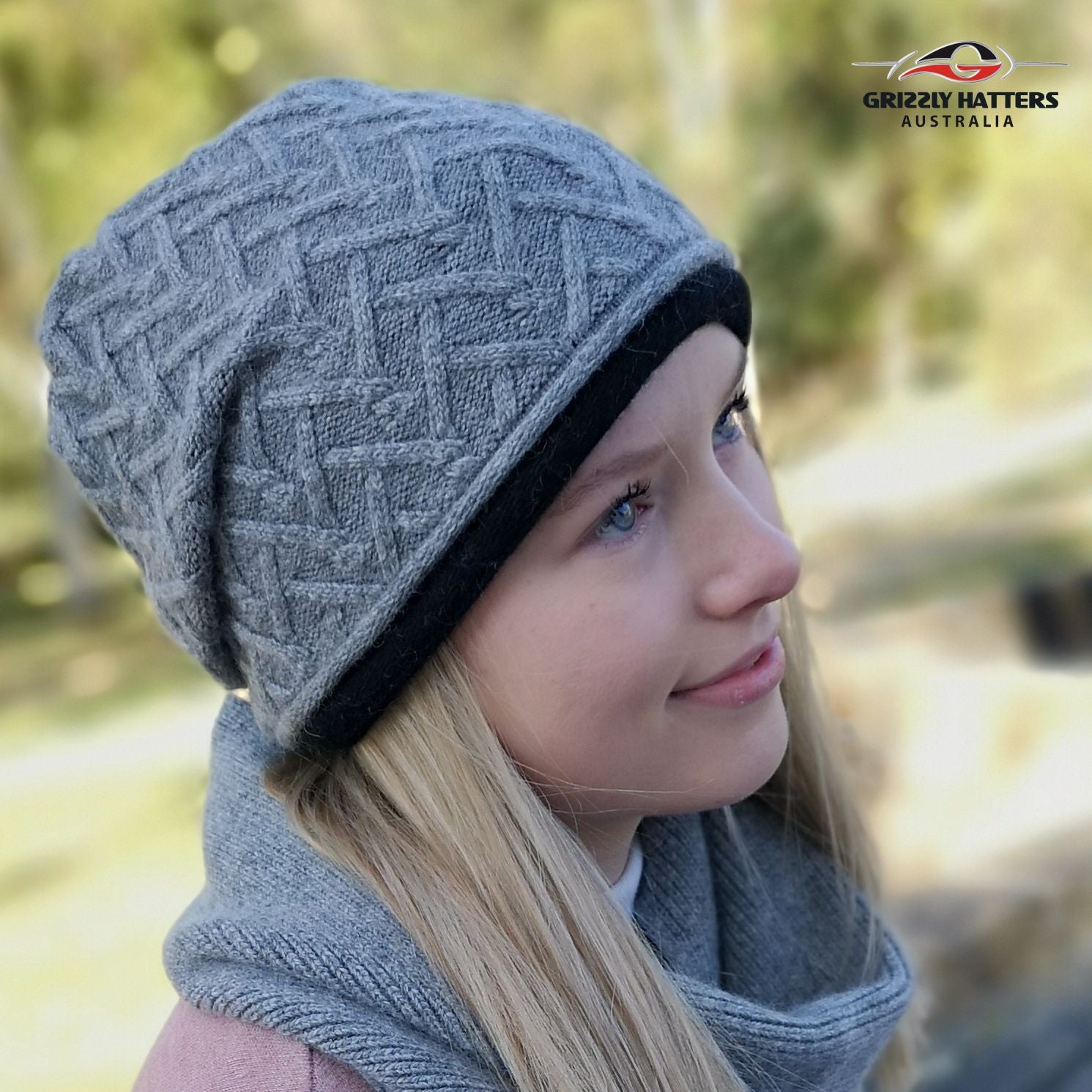 Beanie & Scarf Set : Merino / Angora wool & acrylic yarn blend