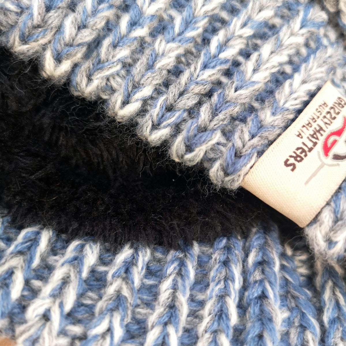 Ponytail Beanie with fleece lining